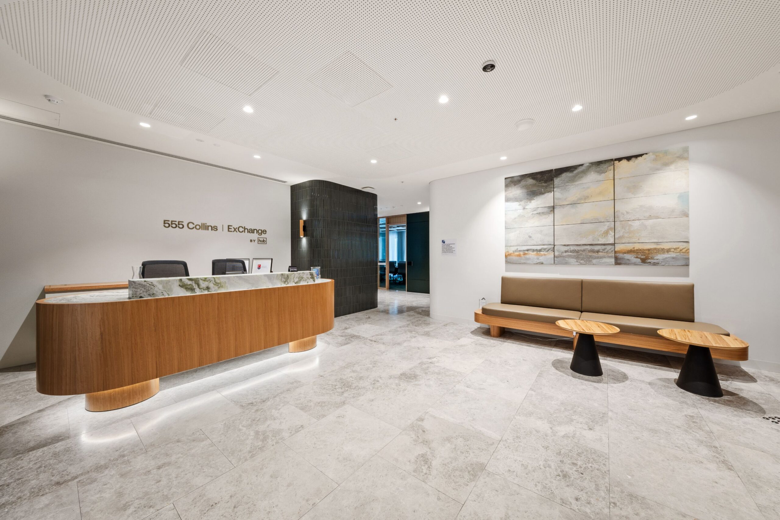 charter-hall-555-collins-st-fitted-spaces-vic-shape-australia_1