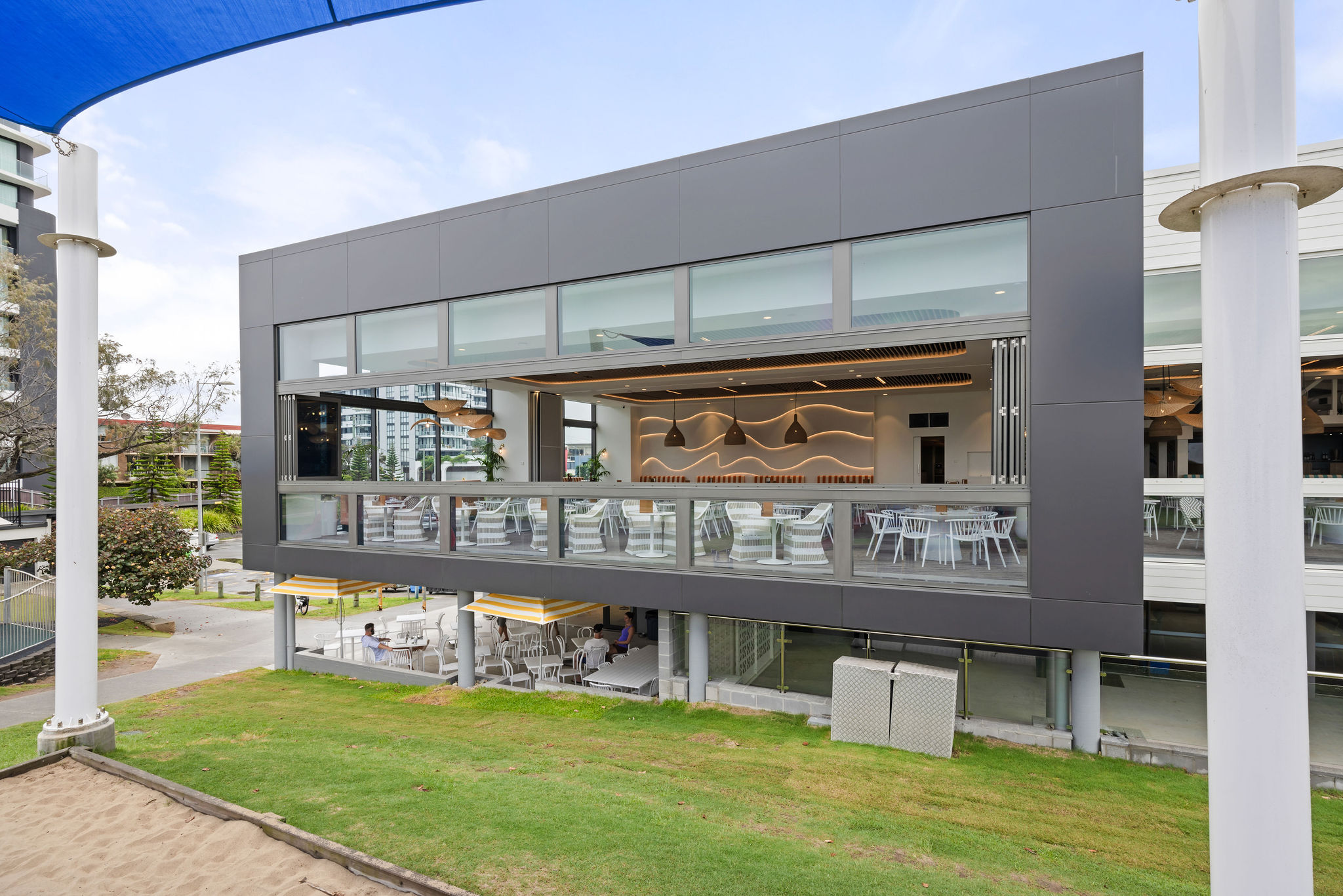 tallebudgera-surf-club-shape-australia_3